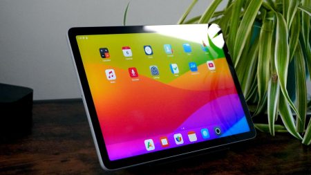 I examined a Pixel Pill with none Google apps, and it is extra non-public than even my iPad