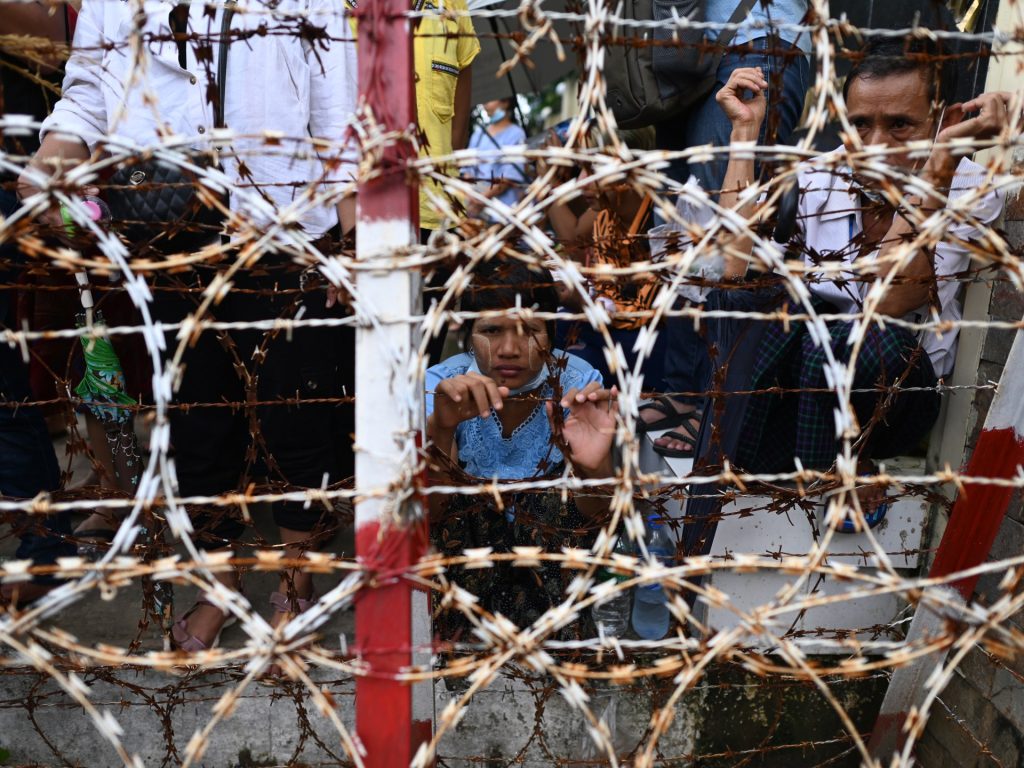 Lady, 6, amongst group arrested for assassination of Myanmar basic | Battle Information Lady, 6, amongst group arrested for assassination of Myanmar basic | Battle Information