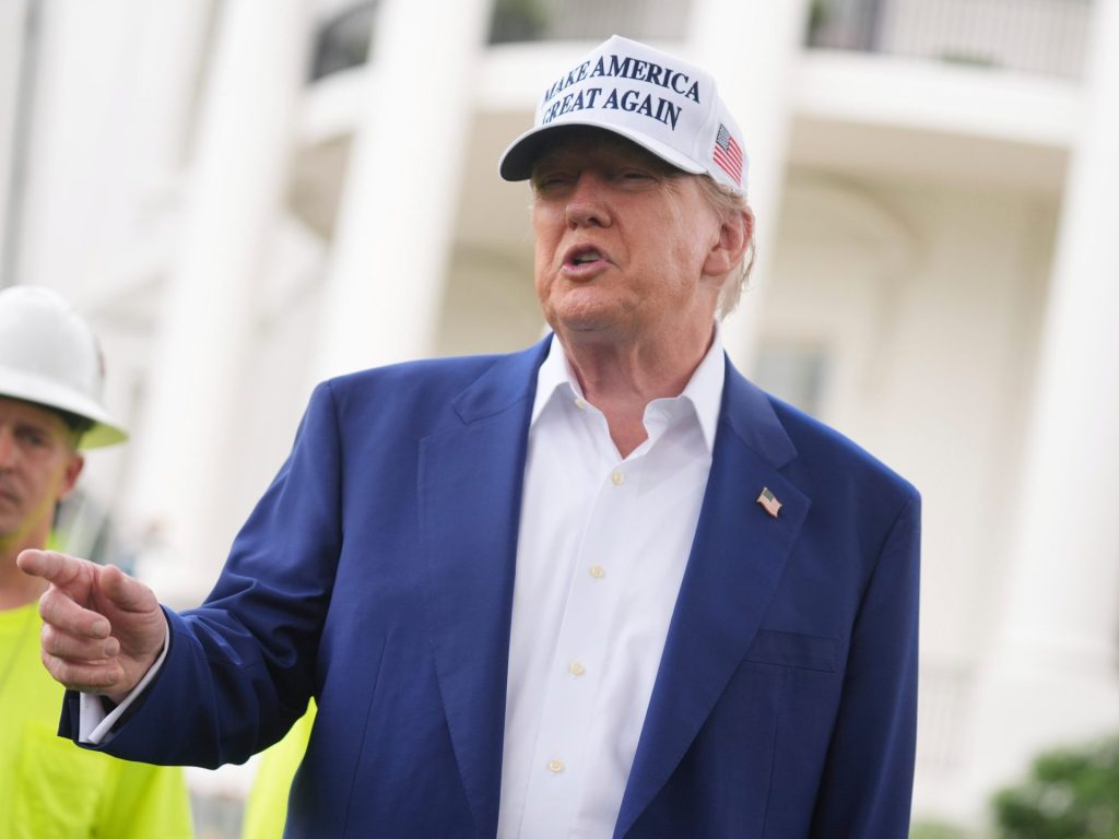 ‘No person is aware of what I’m going to do’: Trump embraces ambiguity in direction of Iran | Donald Trump Information ‘No person is aware of what I’m going to do’: Trump embraces ambiguity in direction of Iran | Donald Trump Information