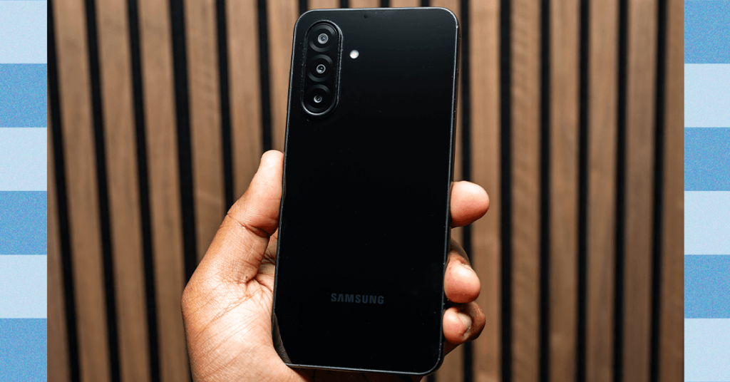 Samsung Galaxy A26 and Galaxy A36 Evaluation: Fantastic however Boring Finances Telephones