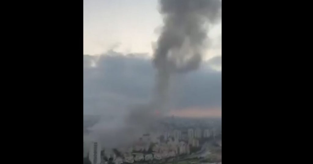 Breaking: Iran Bombs Southern Israeli Metropolis of Beersheva as Ceasefire Cope with Israel Is Set to Take Impact | The Gateway Pundit Breaking: Iran Bombs Southern Israeli Metropolis of Beersheva as Ceasefire Cope with Israel Is Set to Take Impact | The Gateway Pundit