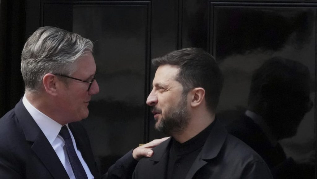 UK and Ukraine comply with deepen ties as Zelenskyy meets Starmer