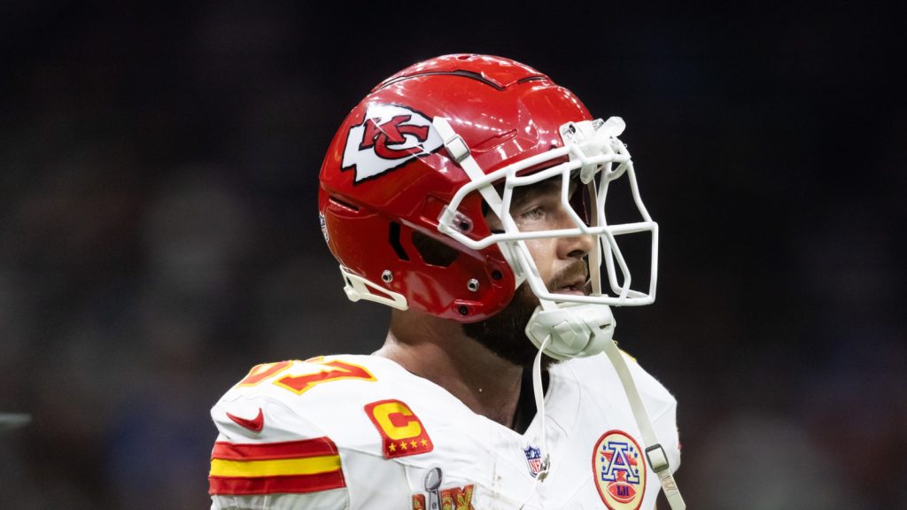 Kelce addresses report about offseason physique transformation Kelce addresses report about offseason physique transformation