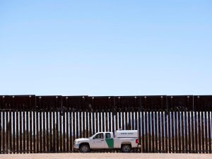 AI is fuelling a brand new wave of border vigilantism within the US | US-Mexico Border