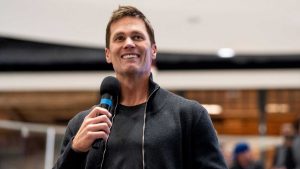 Tom Brady once more downplays Raiders position