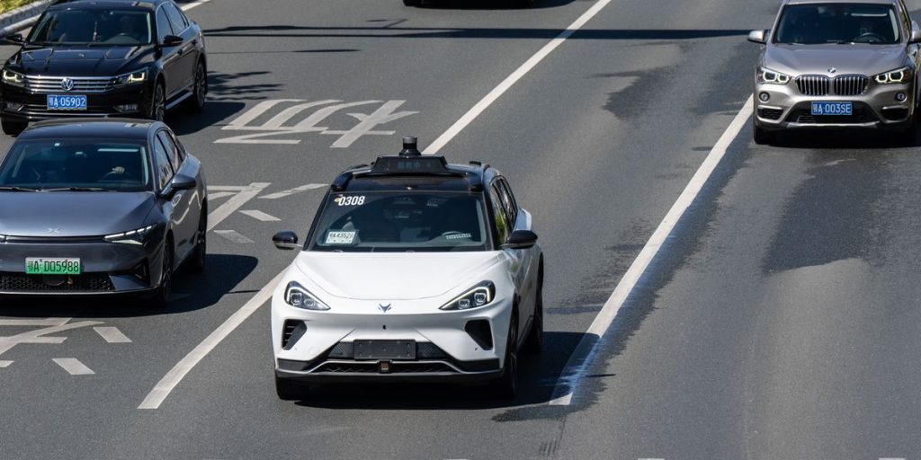 Tesla Robotaxis Face Fierce Competitors from China