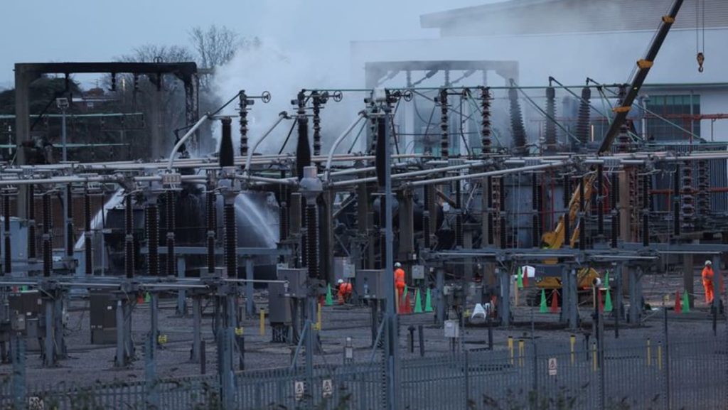 Nationwide Grid failures led to fireplace that prompted Heathrow shutdown, report says Nationwide Grid failures led to fireplace that prompted Heathrow shutdown, report says