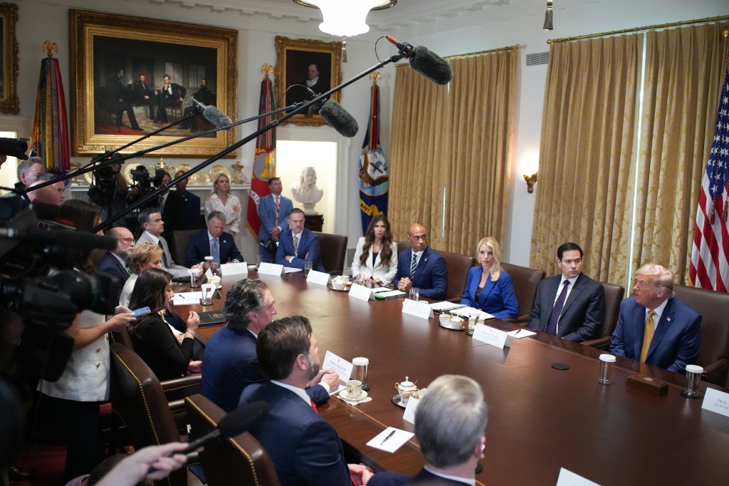 Trump Scolds Reporter For Asking Jeffrey Epstein Query Trump Scolds Reporter For Asking Jeffrey Epstein Query