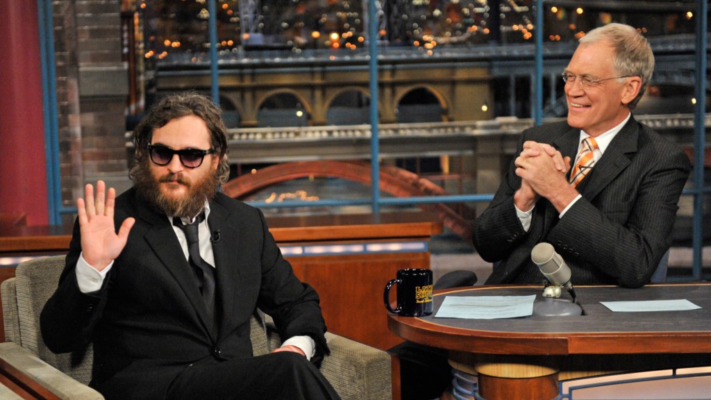 Joaquin Phoenix Regrets “Uncomfortable” Letterman Look Joaquin Phoenix Regrets “Uncomfortable” Letterman Look