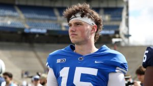 5 quarterbacks who will outline 2025 school soccer season