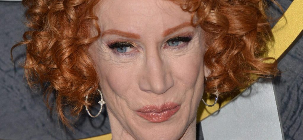 Kathy Griffin’s ‘Scary’ Look Has Followers Claiming They ‘Discovered Pennywise’ Kathy Griffin’s ‘Scary’ Look Has Followers Claiming They ‘Discovered Pennywise’