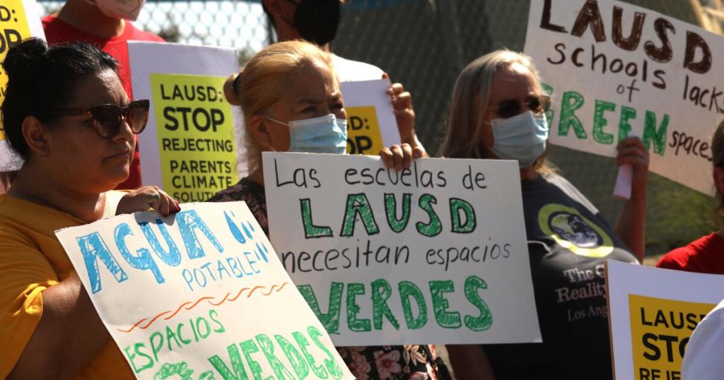 Excessive warmth on L.A. college campuses have to be ‘urgently’ addressed Excessive warmth on L.A. college campuses have to be ‘urgently’ addressed