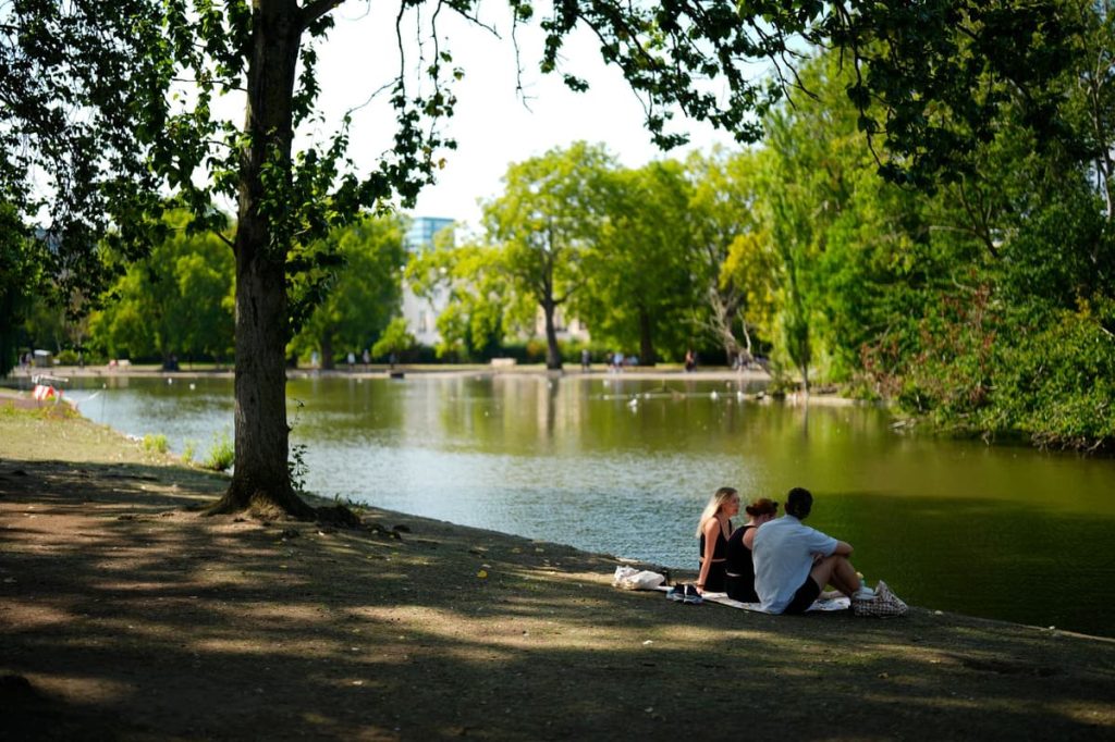 When does summer time finish? Astronomical and meteorological seasons defined When does summer time finish? Astronomical and meteorological seasons defined