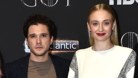 Sophie Turner On “Vile” Intimate Scenes With Package Harington