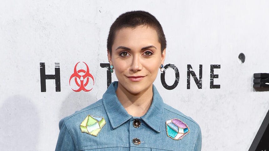 Alyson Stoner Desires To Normalize On-Set Psychological Well being Coordinators Alyson Stoner Desires To Normalize On-Set Psychological Well being Coordinators