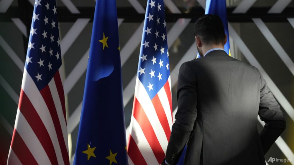 US, EU lock in commerce deal; US official sees auto tariff aid in weeks US, EU lock in commerce deal; US official sees auto tariff aid in weeks