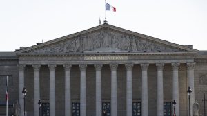 Fears of latest political disaster grip France