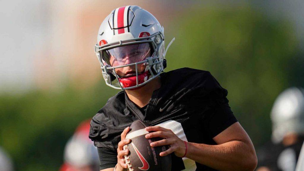 Ohio State to begin redshirt freshman at quarterback
