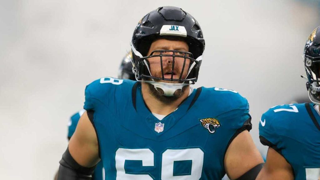 Professional Bowl guard pronounces retirement Professional Bowl guard pronounces retirement