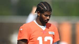 Shedeur Sanders getting final strain because the starter