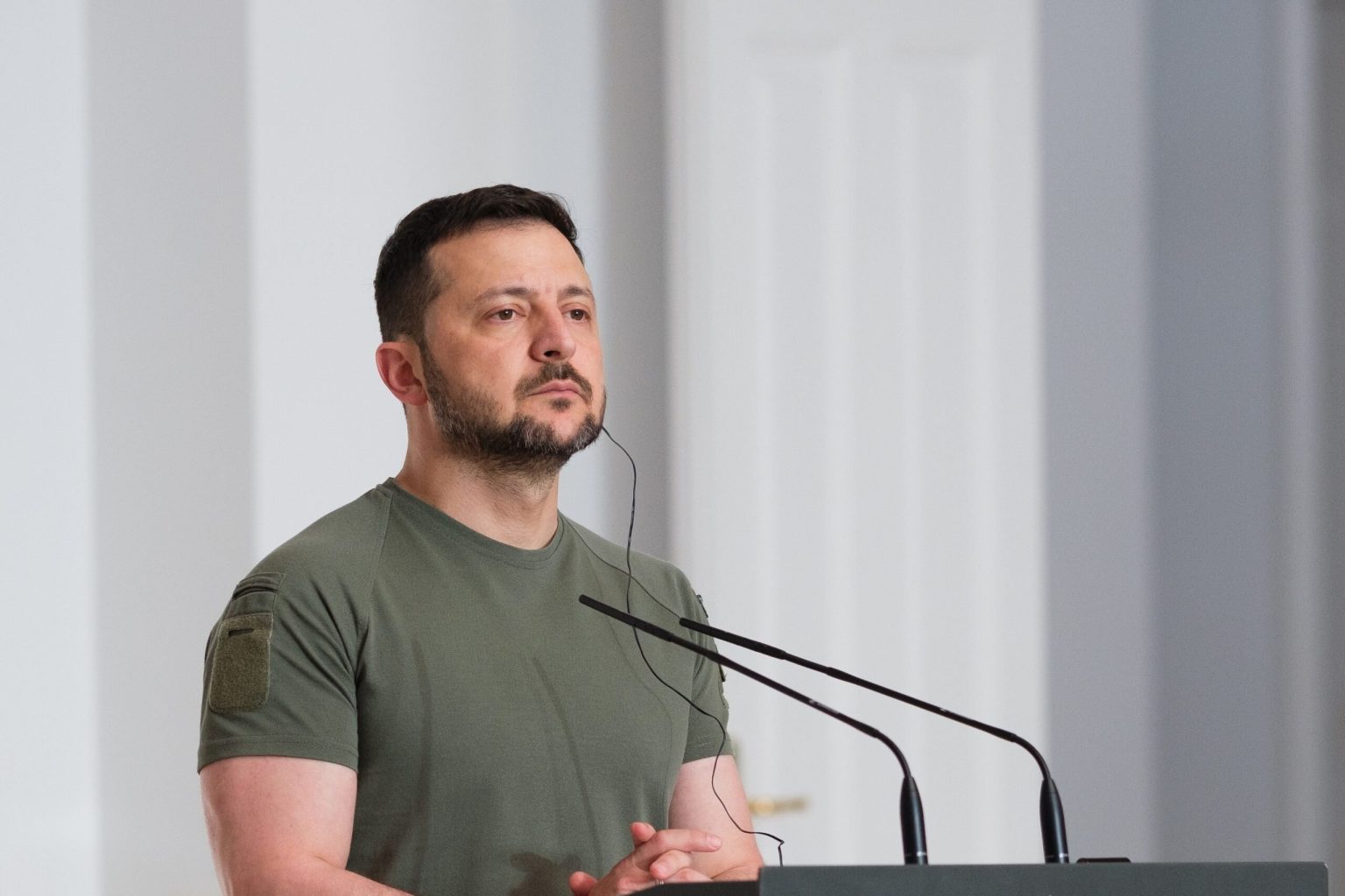 Zelenskyy Might Attend Assembly Between Trump and Putin This Week, Ambassador Says
