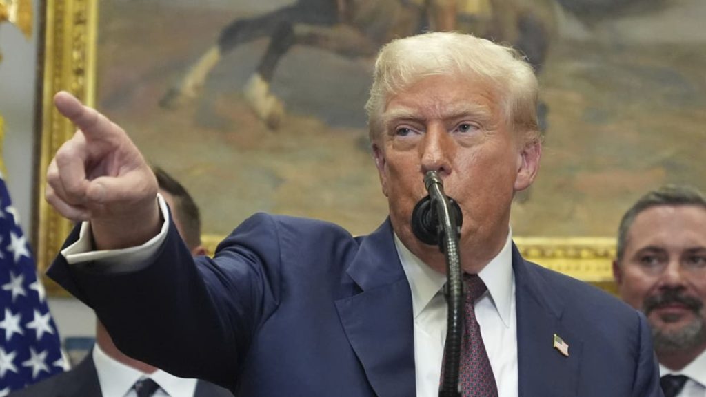 Trump will increase tariff on Canada to 35%, White Home says