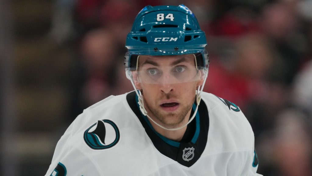 Two-time Stanley Cup champion leaves NHL for Switzerland