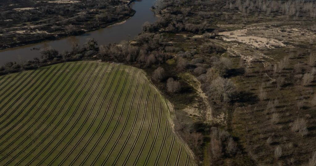 Letters to the Editor: Subsidence isn’t simply an environmental disaster, and it may be slowed