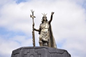 The conversion of Atahualpa to Christianity marked the juridical and non secular starting of the Kingdom of Peru.